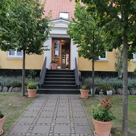 호텔 Femmasteren &