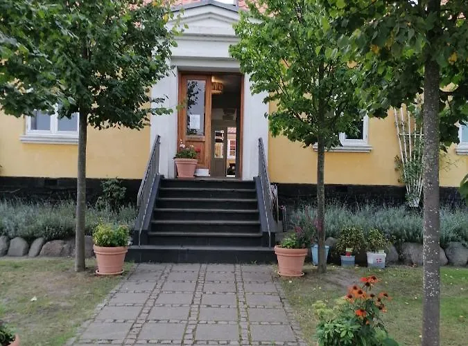 Hotel Femmasteren &
